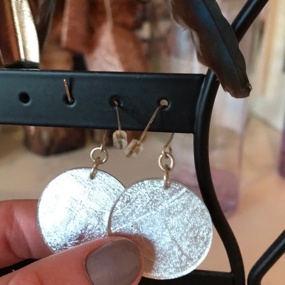 Floral Print Circle Earrings 🌸💐 - Picture 3 of 3